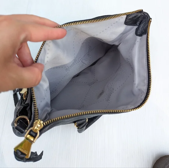 AIMEE gold and black leather handbag - Picture 7 of 10